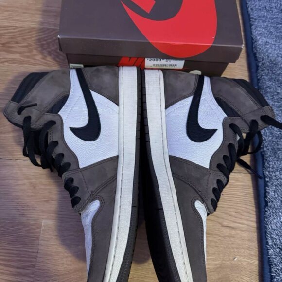 Travis Scott Jordan 1 High - Picture 3 of 5